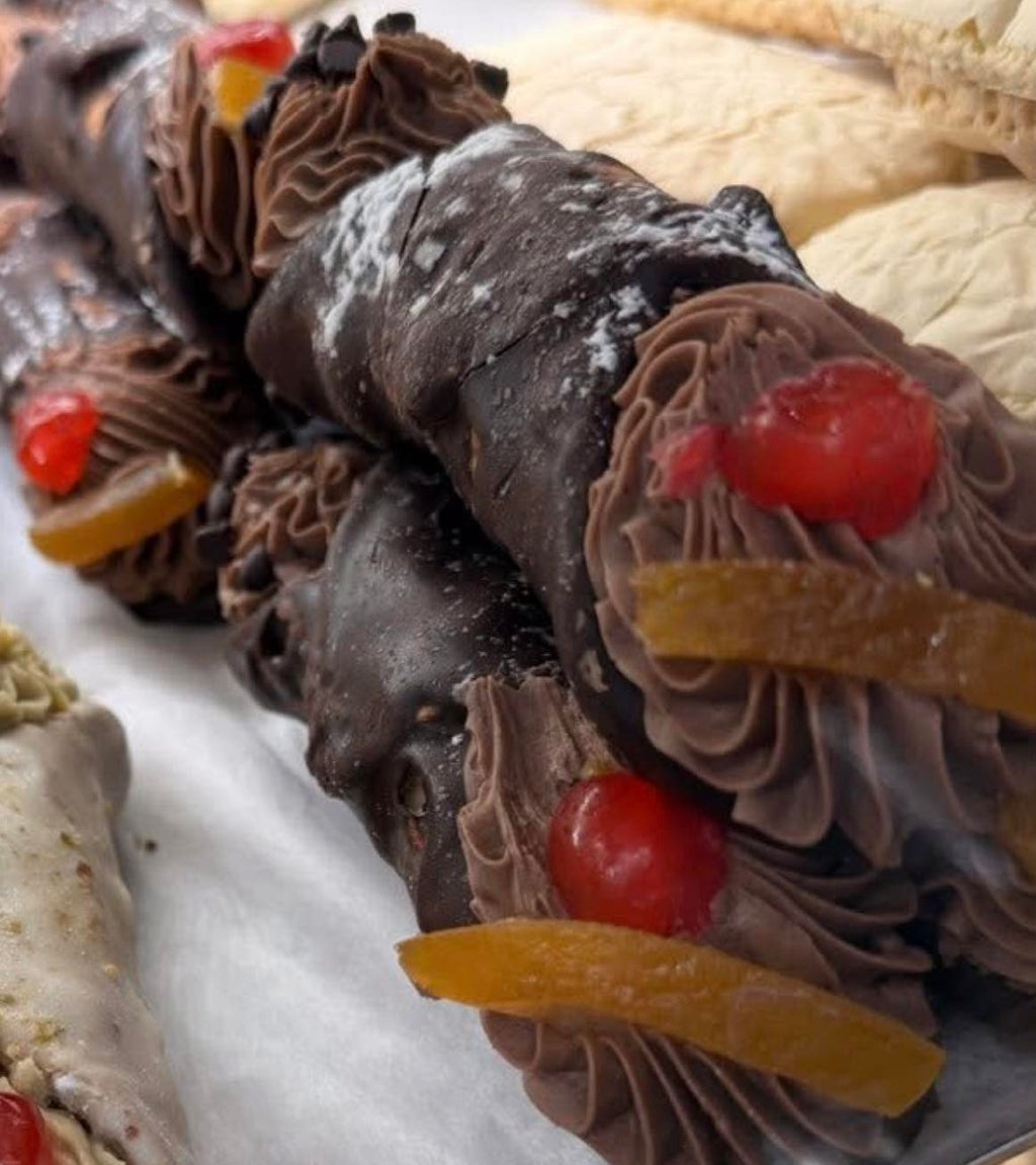 Large Chocolate Cannoli Kits